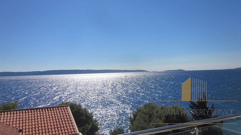 New apartments on Ciovo for sale - seafront location near Trogir!