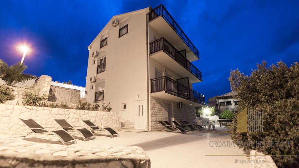 Apartment house 100 m from the sea in a tourist place on the Čiovo peninsula!