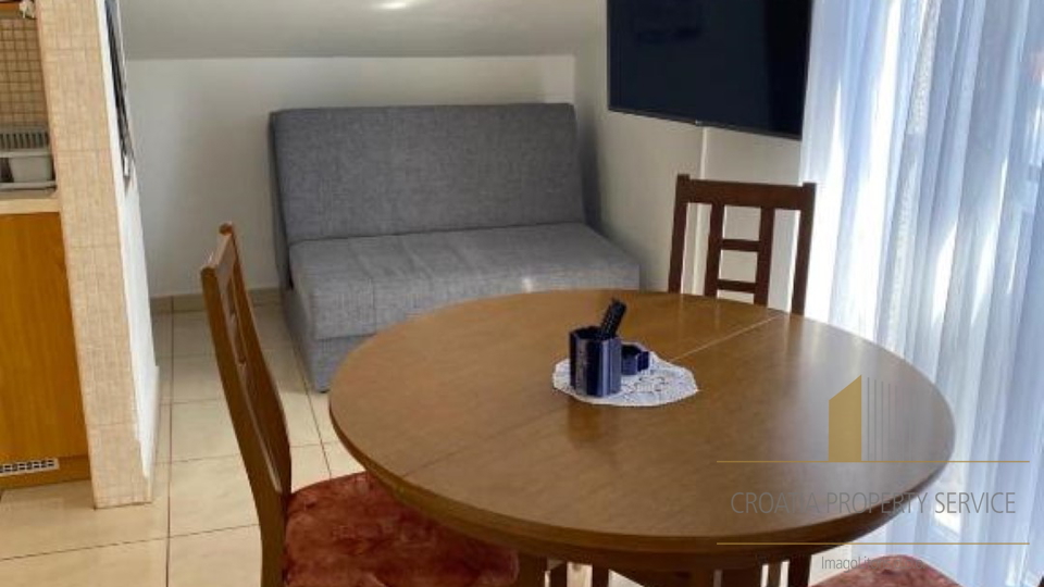 Apartment house 100 m from the sea in a tourist place on the Čiovo peninsula!