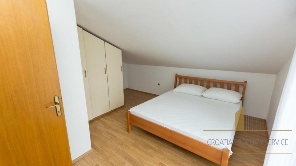 Apartment house 100 m from the sea in a tourist place on the Čiovo peninsula!