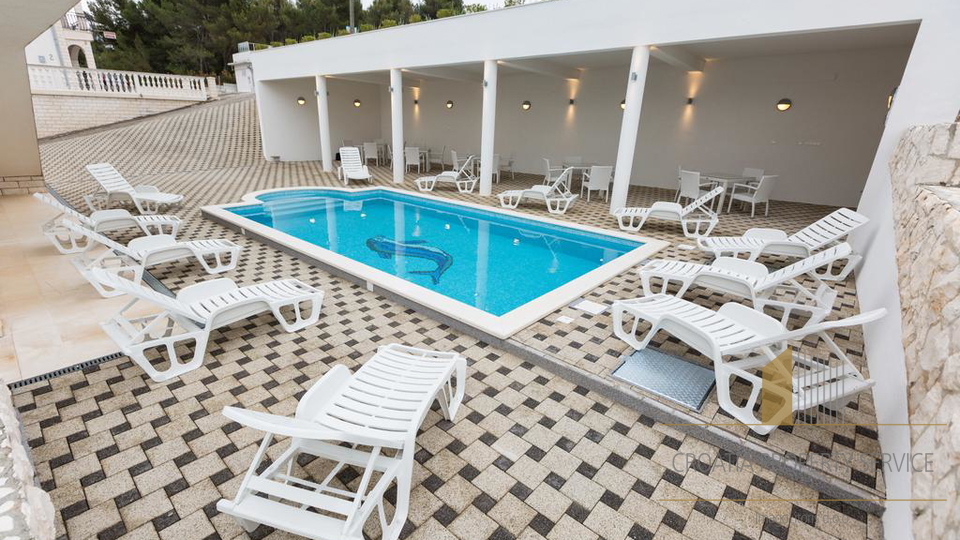 Apartment house 100 m from the sea in a tourist place on the Čiovo peninsula!