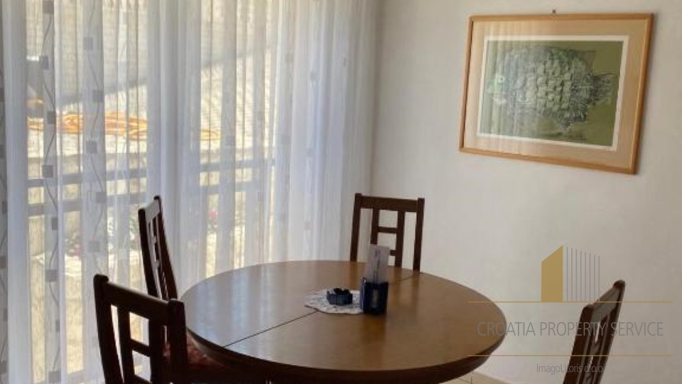 Apartment house 100 m from the sea in a tourist place on the Čiovo peninsula!