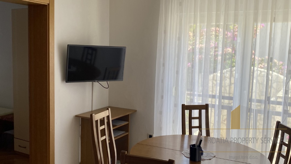 Apartment house 100 m from the sea in a tourist place on the Čiovo peninsula!