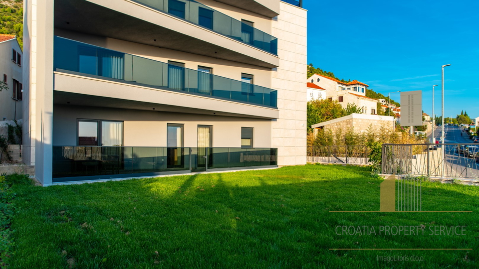 Luxury residential building with a beautiful view of the city and the sea - Dubrovnik!