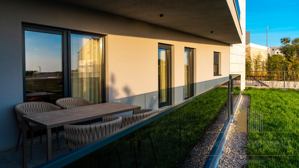Luxury residential building with a beautiful view of the city and the sea - Dubrovnik!