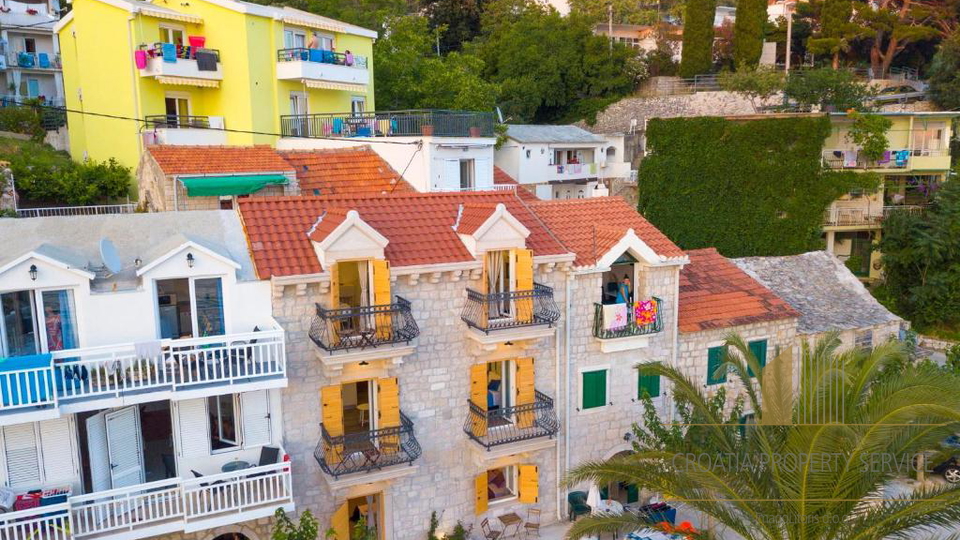 Exklusive Steinvilla in erster Meereslinie an der Makarska Riviera!