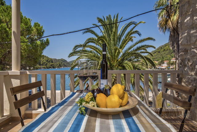 Beautiful stone house in the first row by the sea on the island of Šipan!