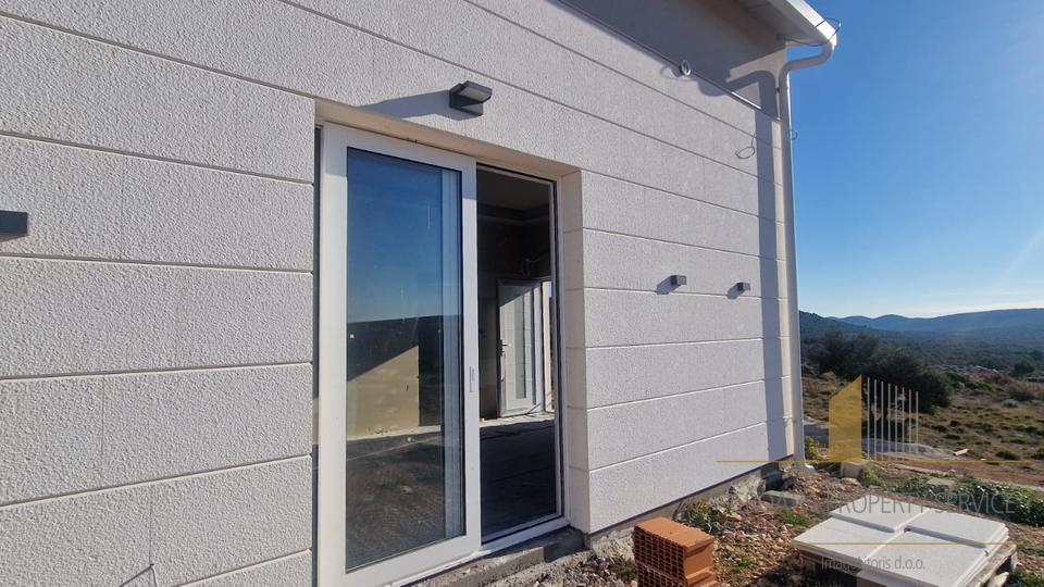 Casa, 356 m2, Vendita, Rogoznica