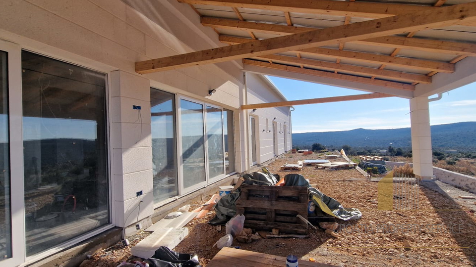 Casa, 356 m2, Vendita, Rogoznica