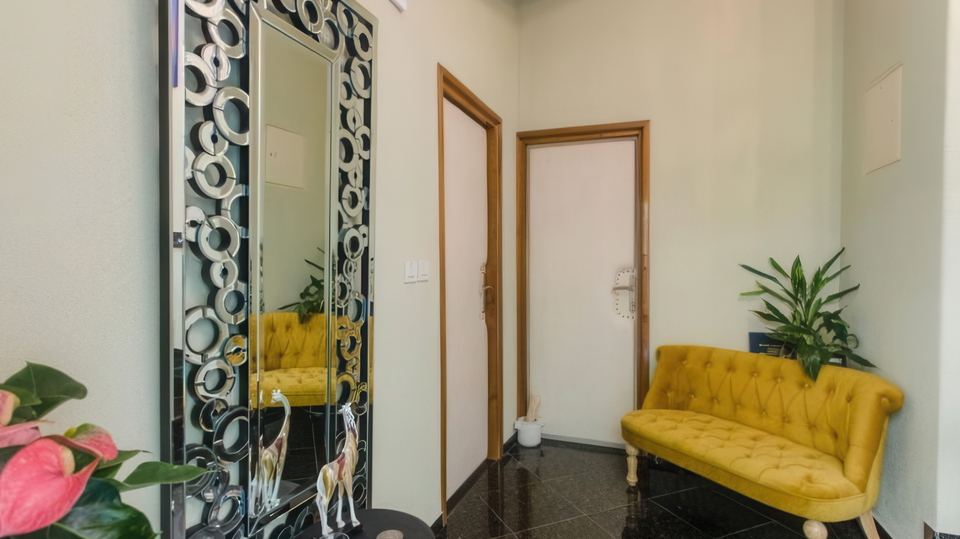 Beautiful villa in the first row by the sea and a beautiful beach near Dubrovnik&excl;