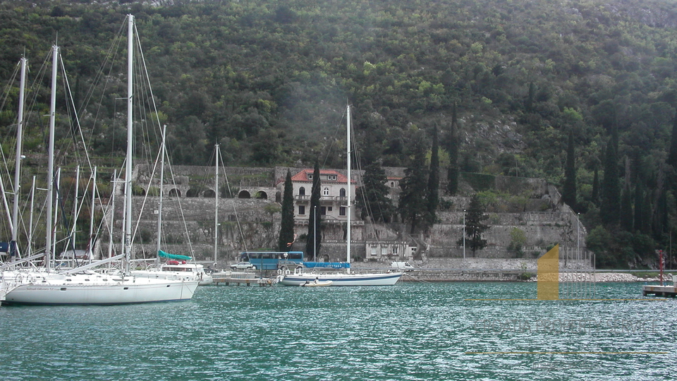 Prekrasna kamena vila blizini ACY marine - Dubrovnik!