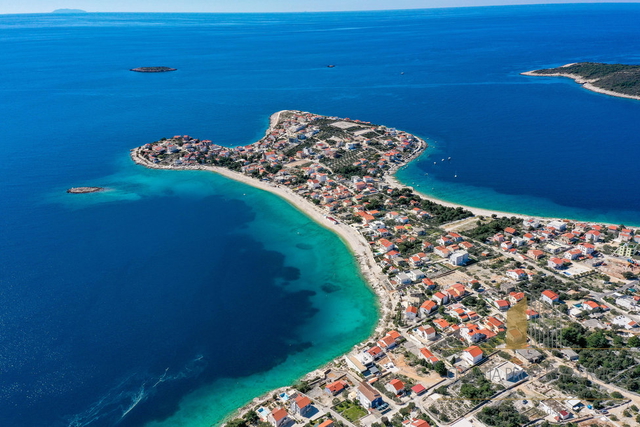 Family house with a beautiful view of the sea in the vicinity of Trogir.