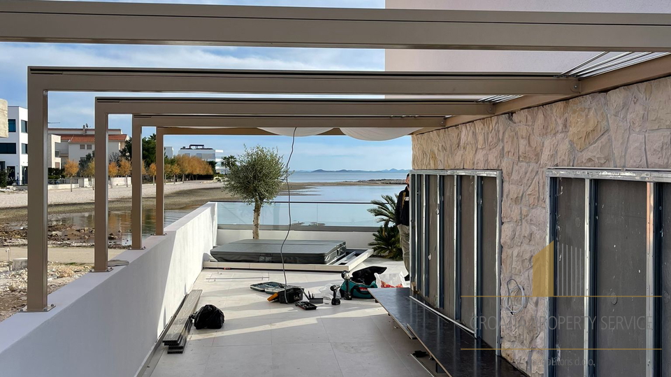 Meravigliosa ed elegante villa di prima fila sul mare - Sukošan!
