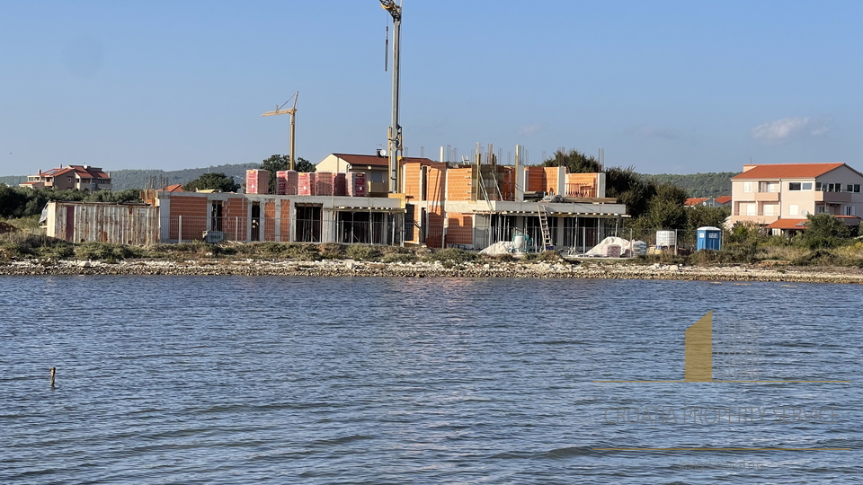 Meravigliosa ed elegante villa di prima fila sul mare - Sukošan!