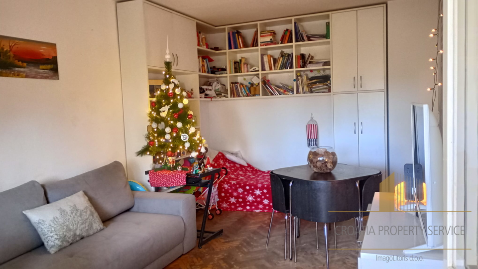 Stanovanje velikosti 60 m2 na odlični lokaciji v širšem centru mesta - Split!