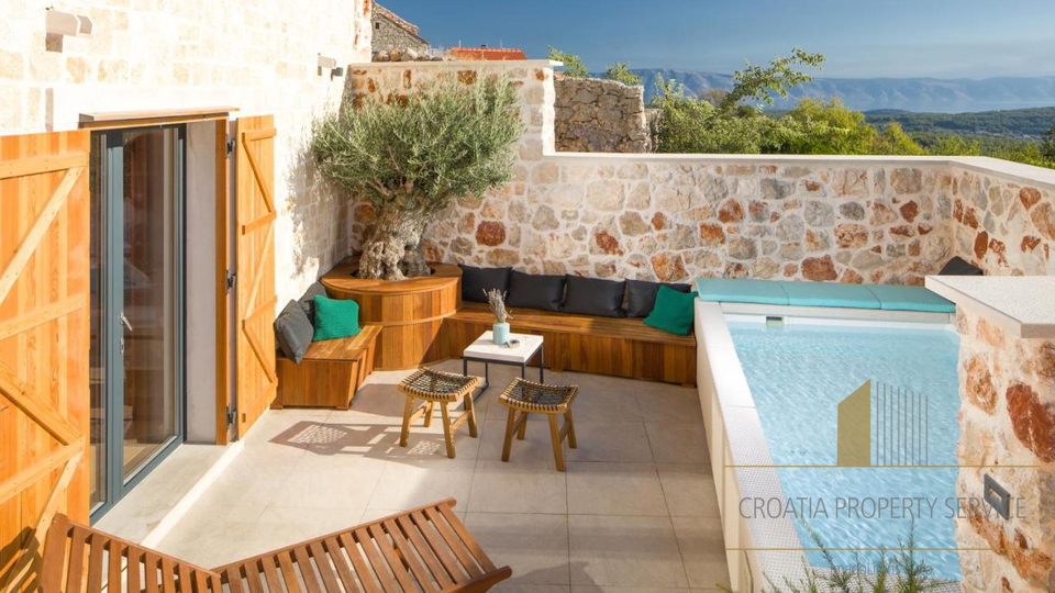 Luxuriöse Steinvilla mit 5* auf der Insel Hvar!