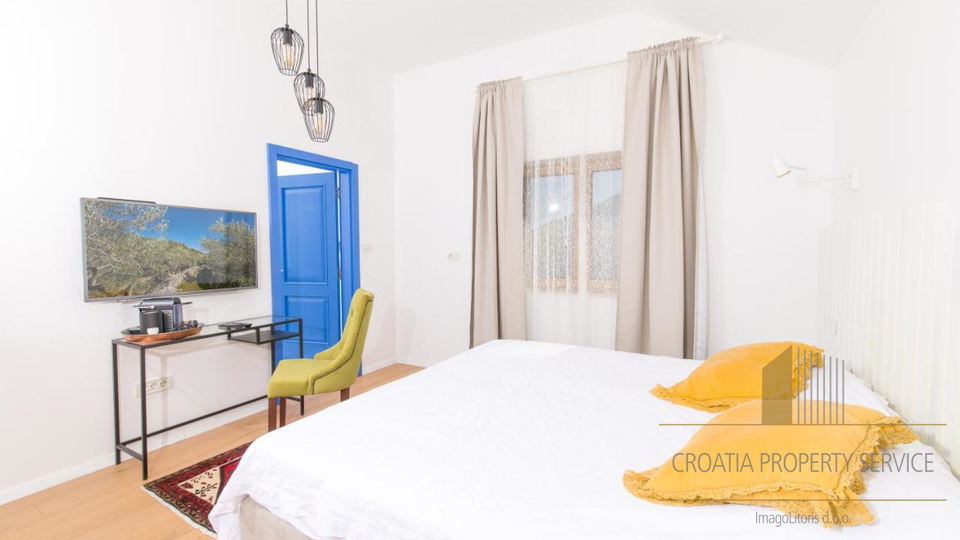 Luxuriöse Steinvilla mit 5* auf der Insel Hvar!