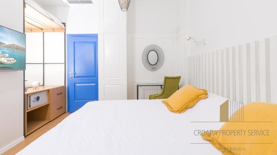Luxuriöse Steinvilla mit 5* auf der Insel Hvar!