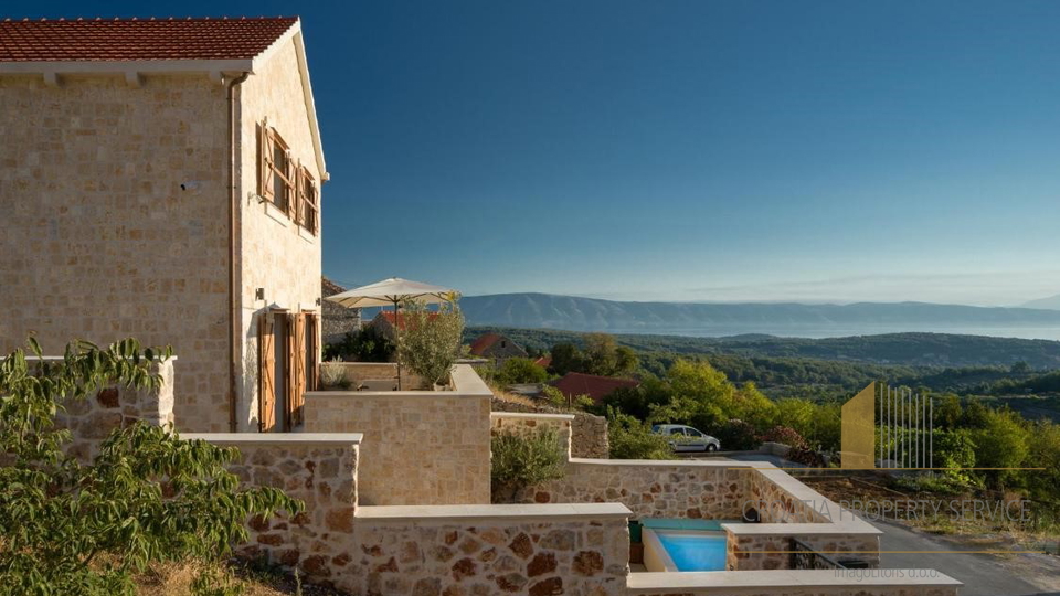 Luxuriöse Steinvilla mit 5* auf der Insel Hvar!