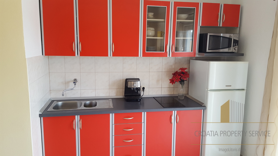 Apartmajska hiša s čudovitim pogledom na morje v bližini Trogirja!