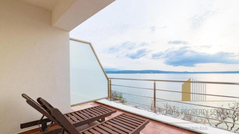 Hotel sa SPA centrom na ekskluzivnoj lokaciji prvi red do plaže - okolica Zadra!