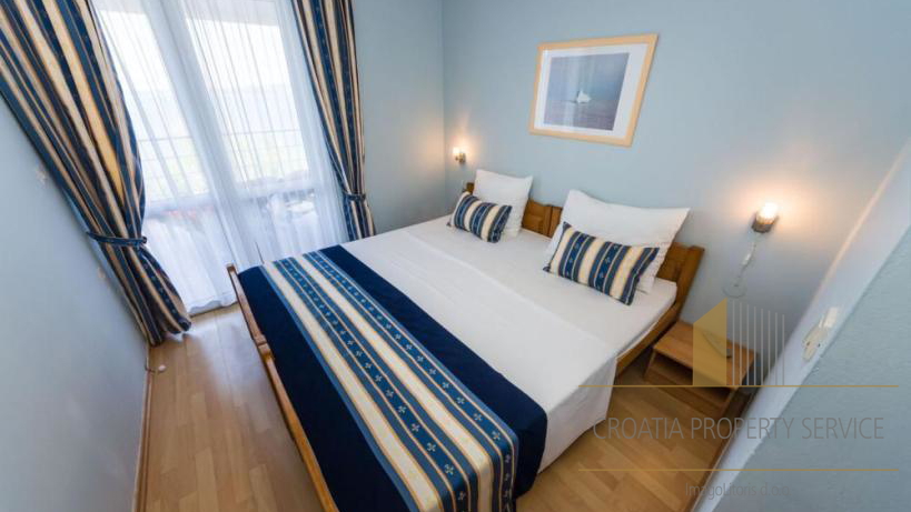 Hotel sa SPA centrom na ekskluzivnoj lokaciji prvi red do plaže - okolica Zadra!