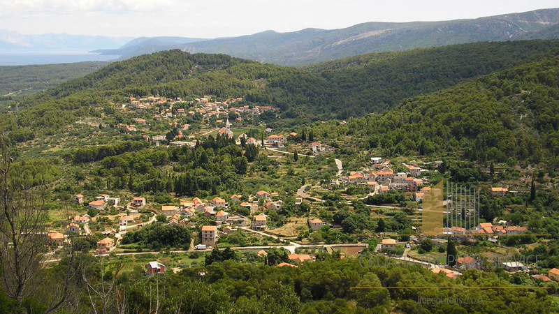 Zemljišče, 17000 m2, Prodaja, Hvar