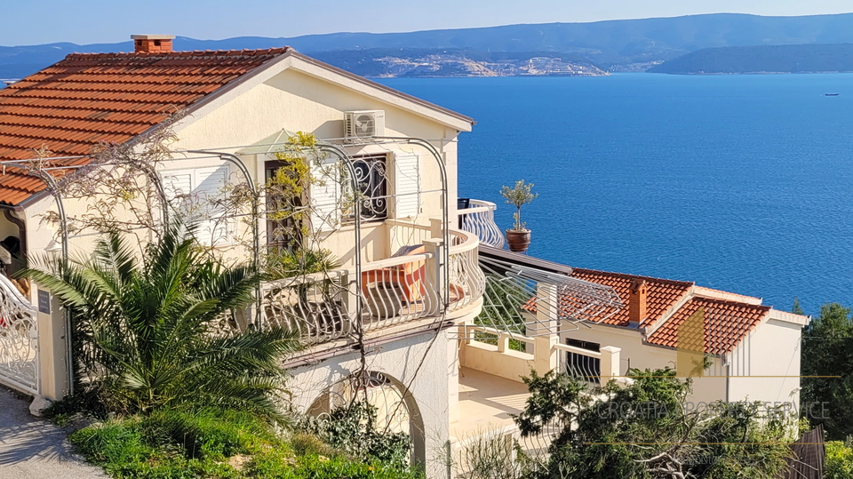 Wunderschöne mediterrane Villa mit Meerblick - Omiš!