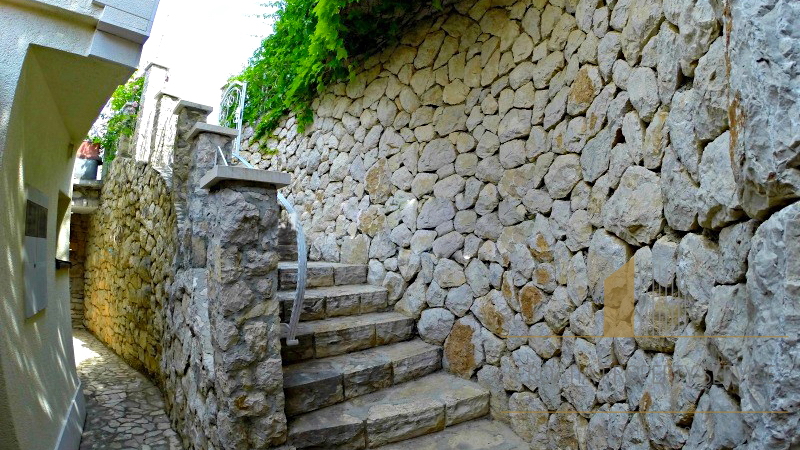 Wunderschöne mediterrane Villa mit Meerblick - Omiš!
