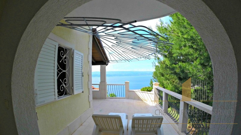 Wunderschöne mediterrane Villa mit Meerblick - Omiš!