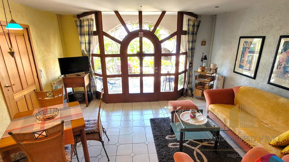 Wunderschöne mediterrane Villa mit Meerblick - Omiš!