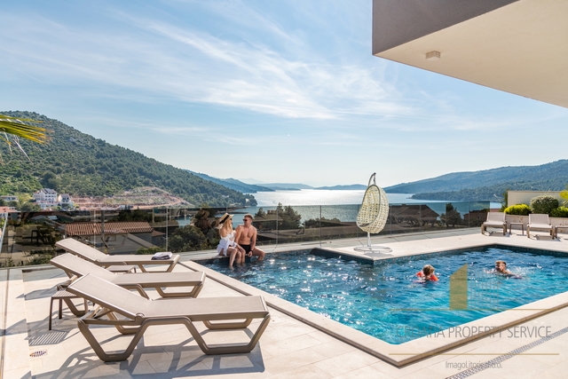 Casa, 1150 m2, Vendita, Marina