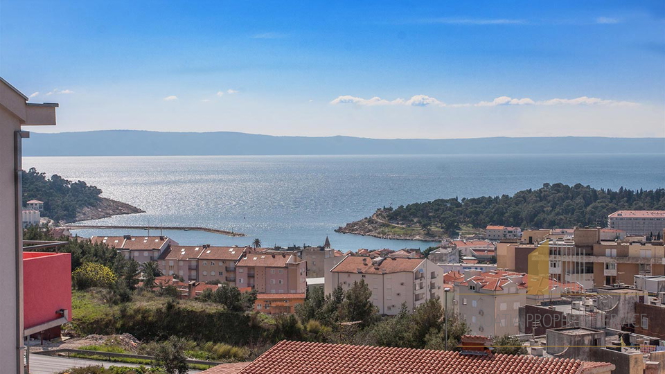 Splendida casa con appartamenti con vista aperta sul mare – Makarska!