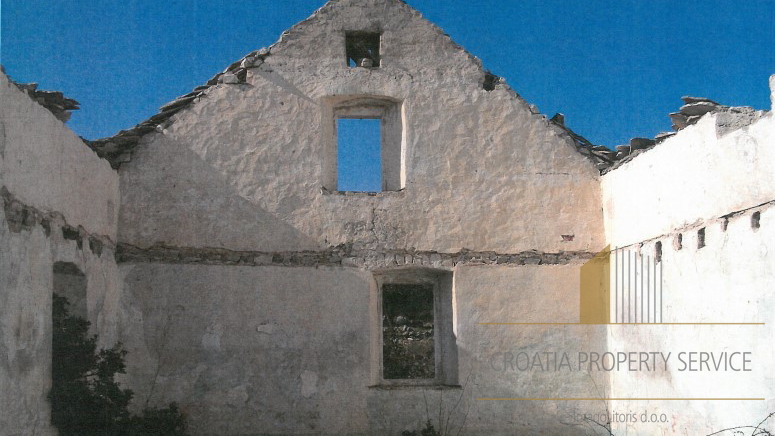 Zemljište s objektom za rekonstrukciju i predivnim pogledom na more – otok Brač!