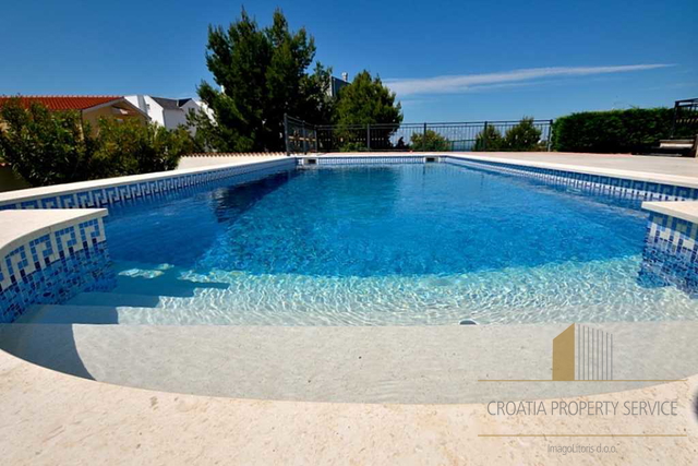 Casa, 280 m2, Vendita, Primošten