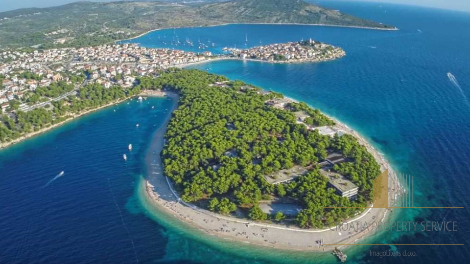 Štirje apartmaji v čudoviti vili z očarljivim pogledom na morje - Primošten!
