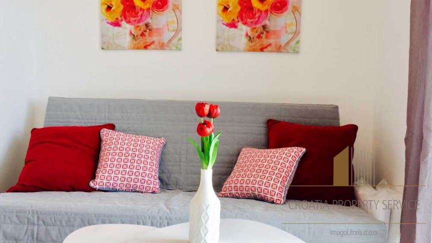 Štirje apartmaji v čudoviti vili z očarljivim pogledom na morje - Primošten!