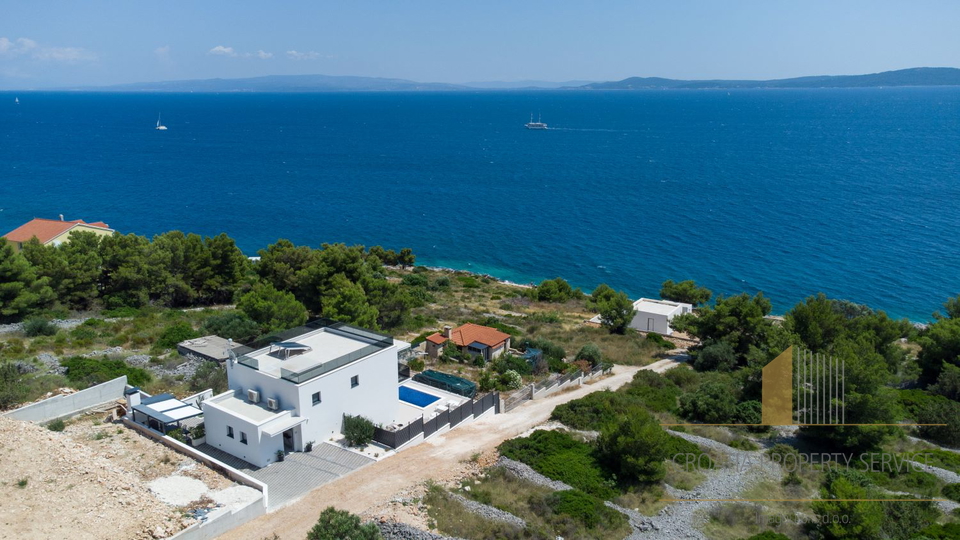New luxury villa with a beautiful sea view - Čiovo!