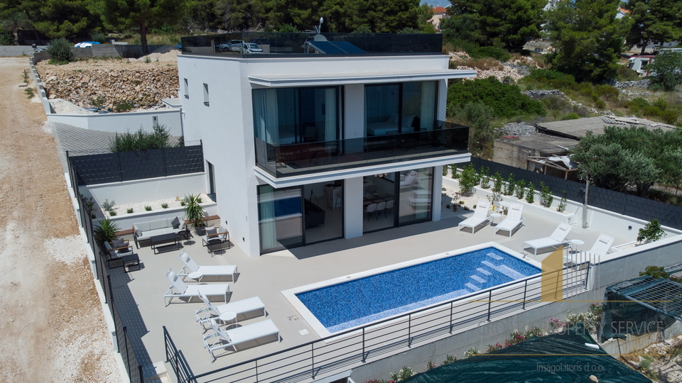 New luxury villa with a beautiful sea view - Čiovo!