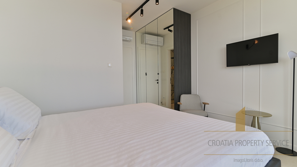 New luxury villa with a beautiful sea view - Čiovo!