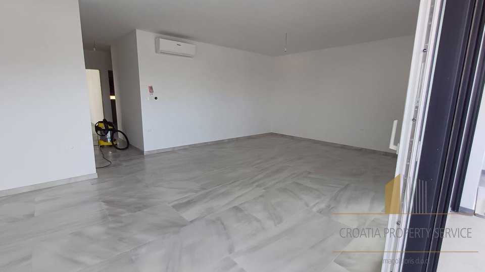 Luxury penthouse with a roof terrace and a panoramic view of the sea - the island of Čiovo!