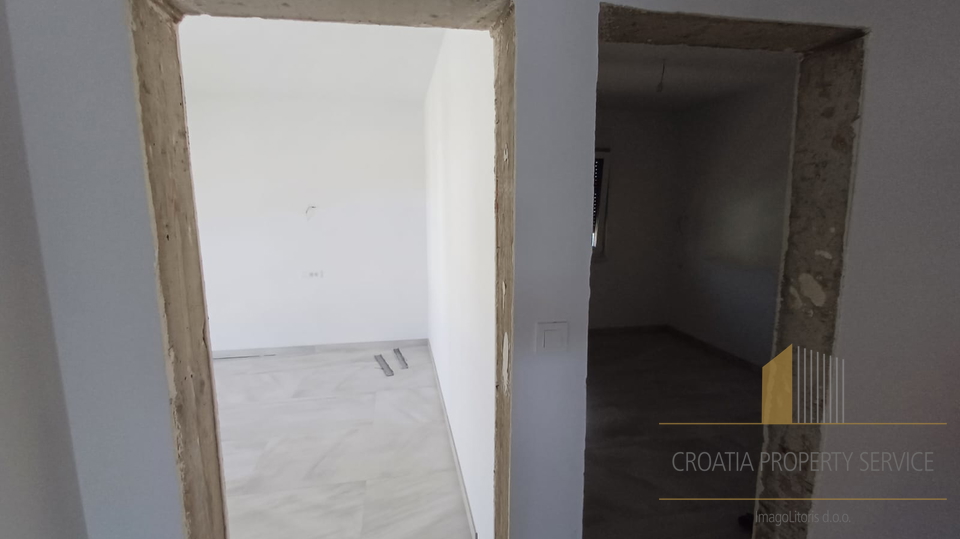 Luxury penthouse with a roof terrace and a panoramic view of the sea - the island of Čiovo!