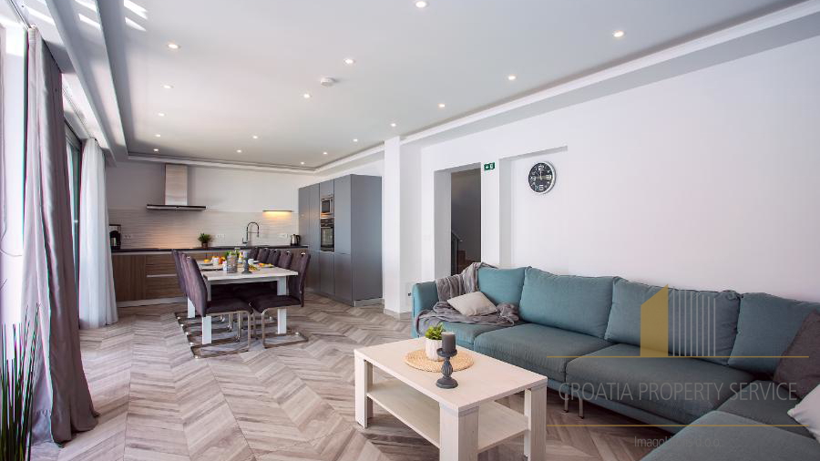 Exclusive villa with panoramic sea view and infinity pool - Omiš!