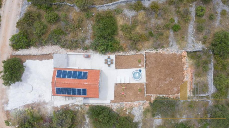 Bellissima villa per vacanze in una posizione eccezionale con vista sul mare – Drvenik Mali!