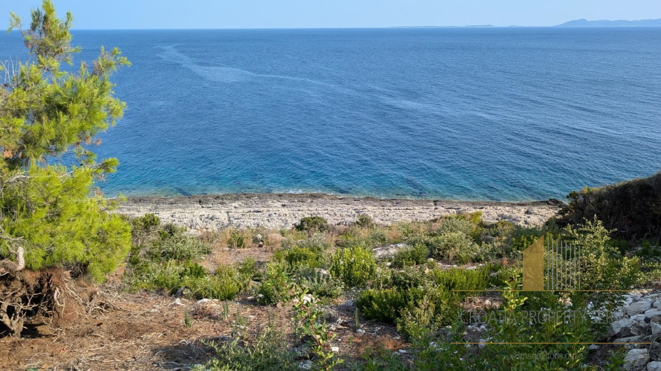 Eine luxuriöse 5-Sterne-Villa an exklusiver Lage am Meer auf der Insel Korčula!