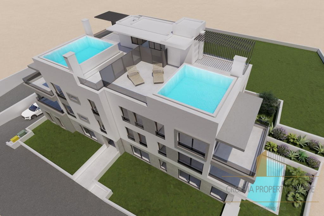 Luksuzni penthouse s krovnom terasom i bazenom na otoku Čiovu!