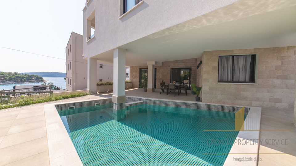 Luxury villa with pool and sea view on the island of Čiovo!