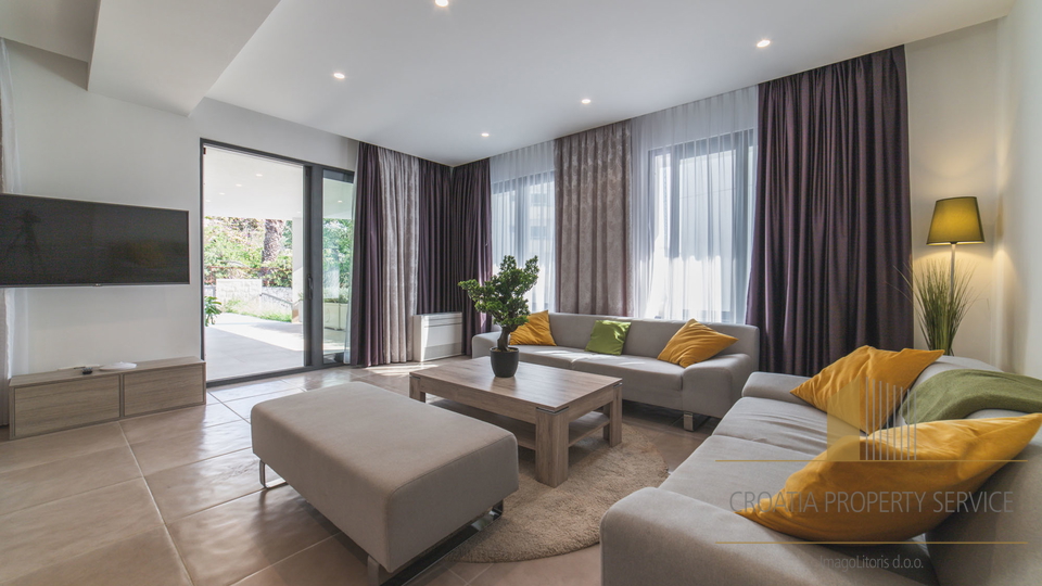 Luxury villa with pool and sea view on the island of Čiovo!