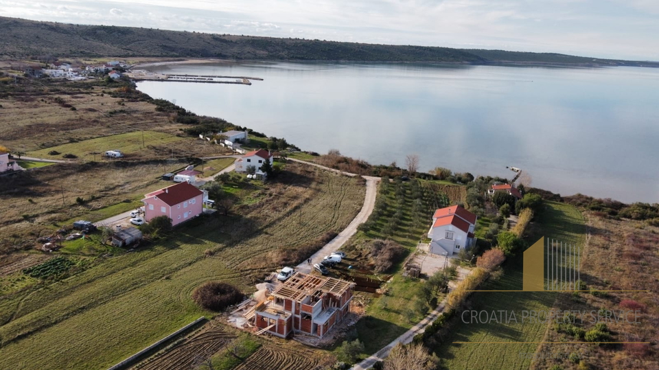 Luxury villa under construction 100 m from the sea near Zadar!