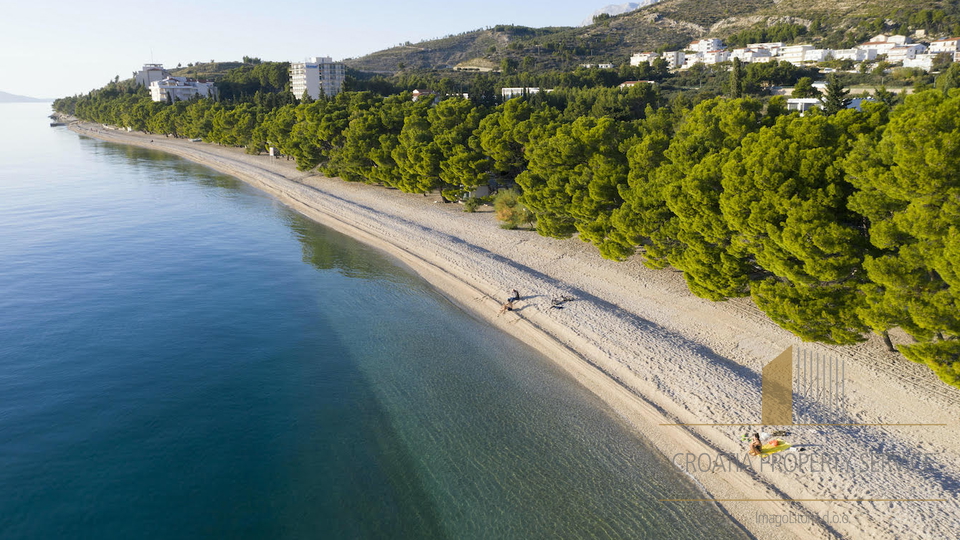 Del kamnite hiše, prva vrsta ob morju - Tučepi!